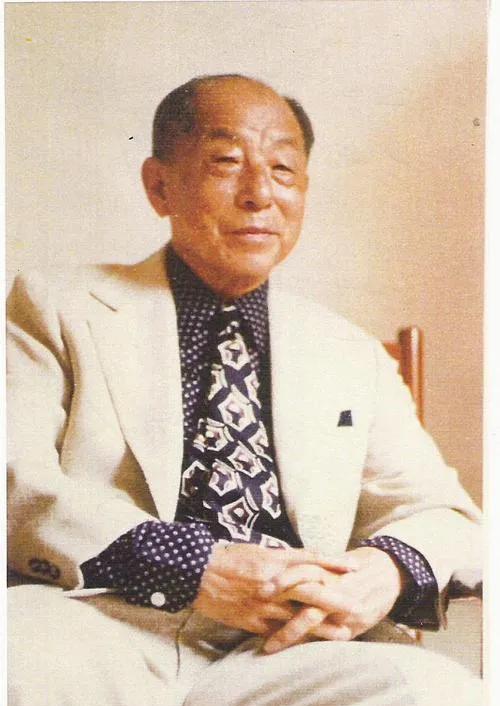 张学良与归乡之绊：一腔爱国情，终生未践土