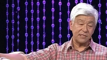 演员张洪杰：被儿女吸血瓜分工资，今79岁还要带病妻拍戏太凄惨