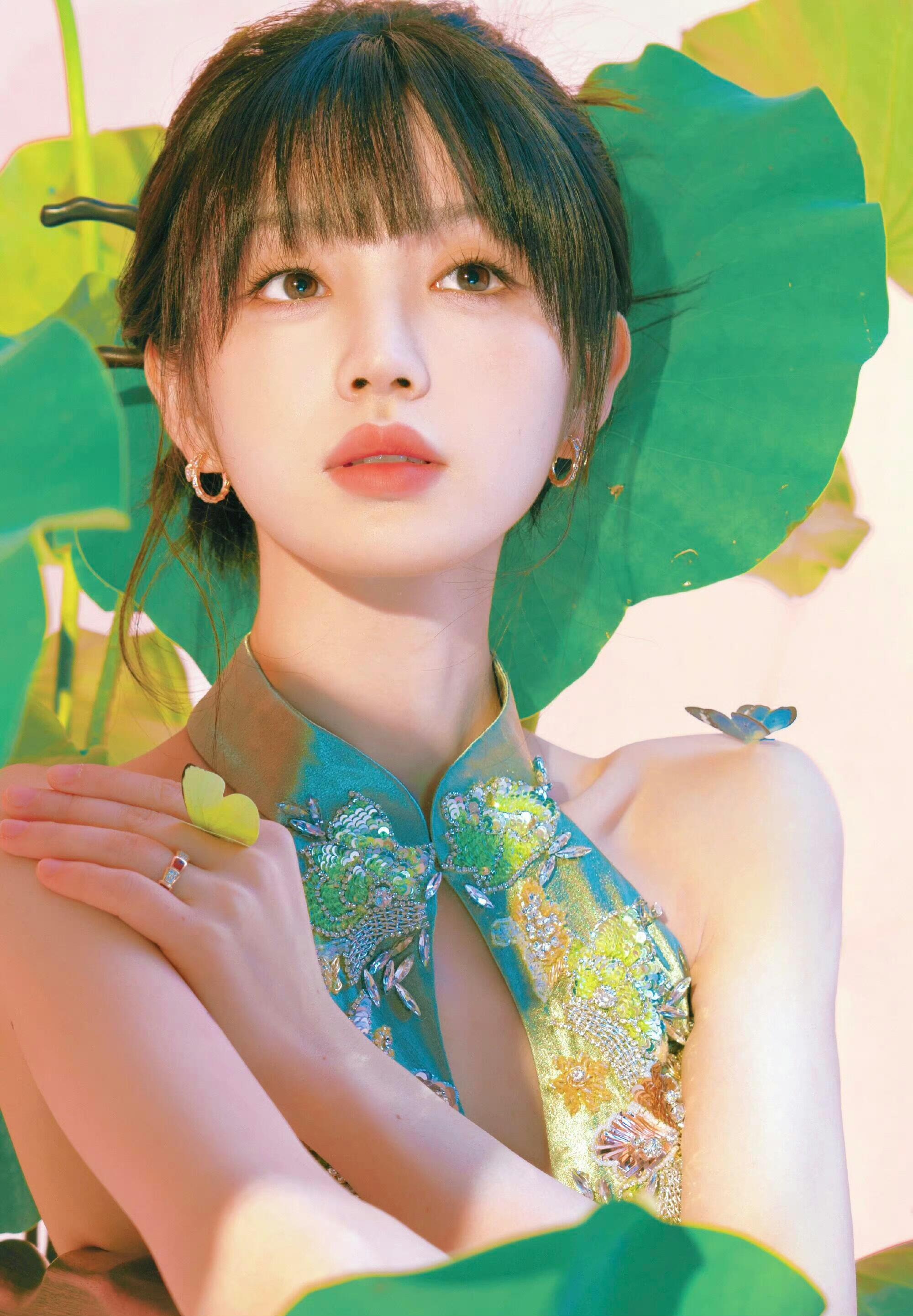 田曦薇小荷才露尖尖角