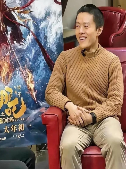华谊兄弟这两天又被推上风口浪尖！
据知情人爆料，公司近期重金抛出橄榄枝想签《哪吒