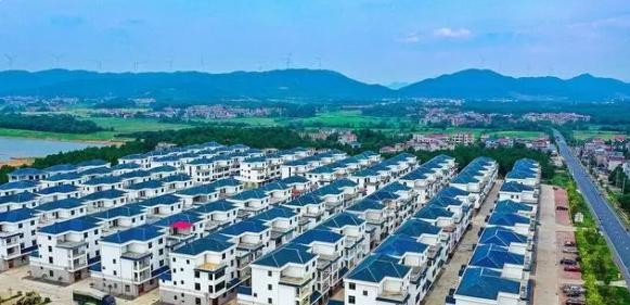 村里独院住惯了 搬楼房不适应

                        