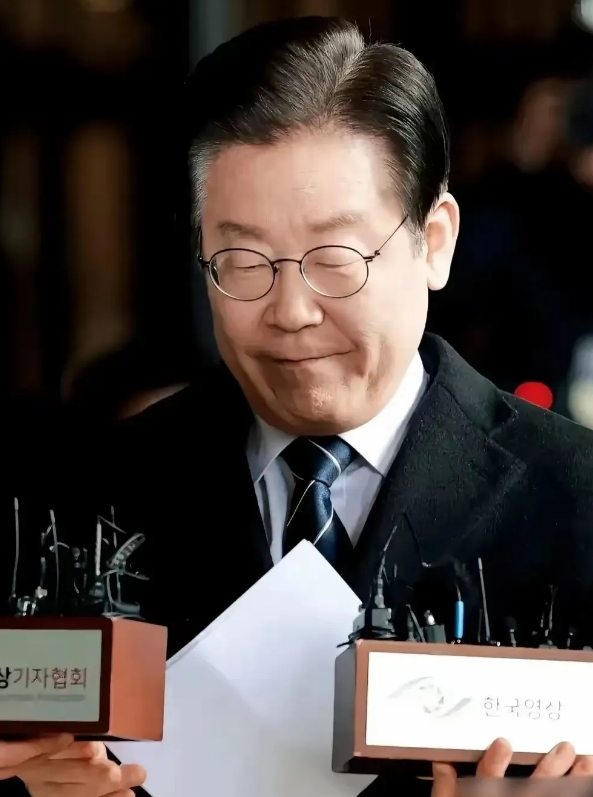 韩国戒严风波后，反对派李在明开始攻击尹锡悦