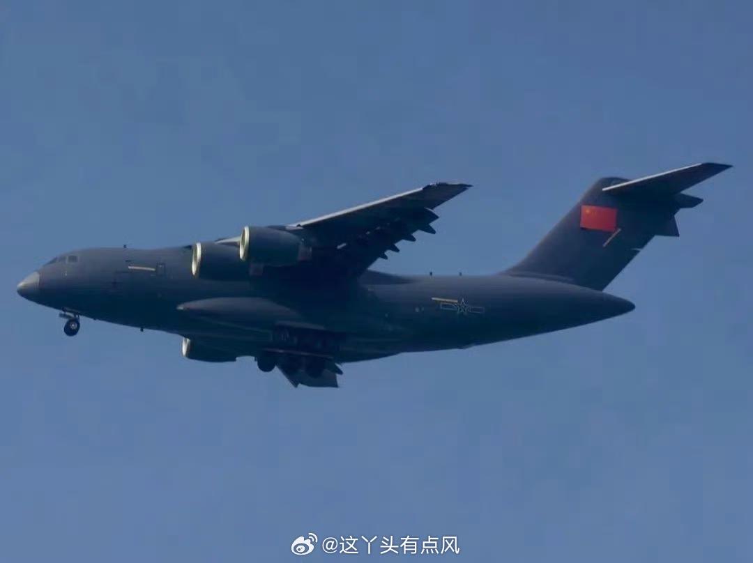 低可视度机徽亮相，“大酒桶”新图现身，战略空军雏形已现