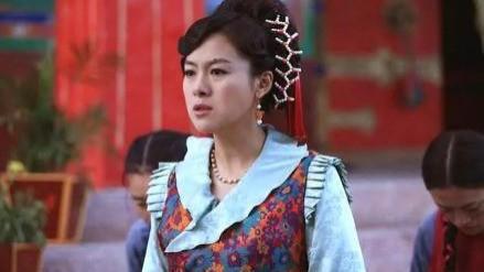 沈傲君：从荧幕女神到豪门阔太的华丽转身，她的幸福谁懂？