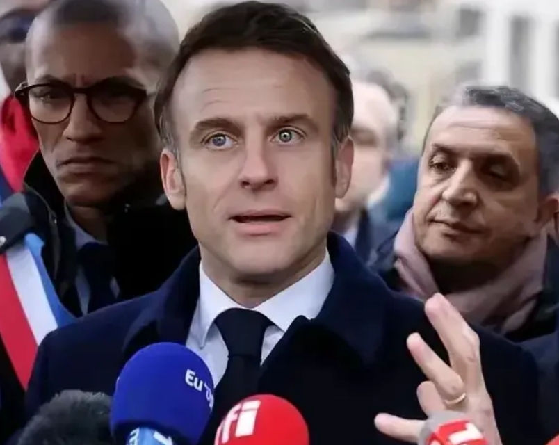 法国突然意识到真的落后了！
法国总统马克龙在全球人工智能峰会上发表讲话称，“法国