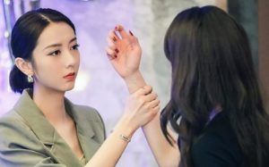 正月剃头舅舅死了，舅妈讹诈100万，还要占我家的房子