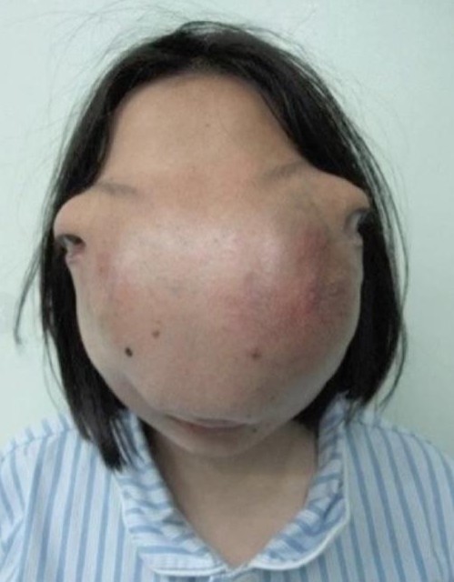 命运总爱不期而至的玩弄人们的生活。来自浙江省庆元县的小燕，原本有着幸福快乐的童年