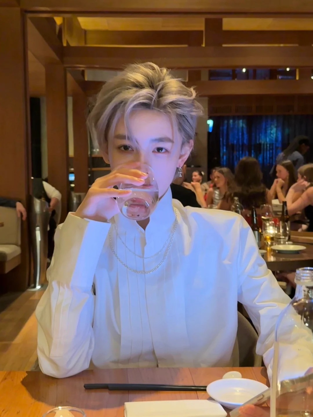 i人拍照
只能靠抓拍