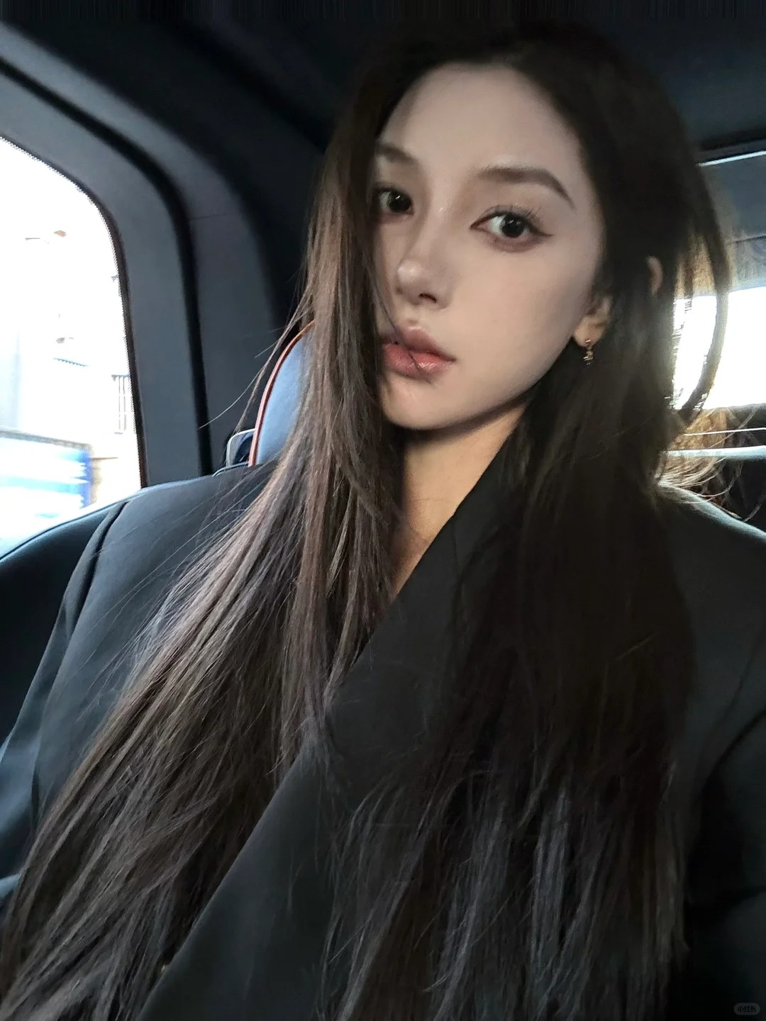 be a ruthless girl.
#我的日常 #拍照姿势 #酷女孩