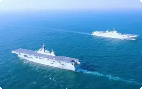 我国海军将建成世界规模最大的两栖舰队！
目前美国海军拥有2艘美国级，7艘黄蜂级两