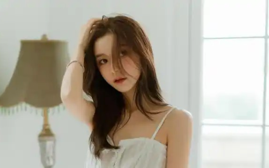 父母把180万拆迁款都给了弟弟，姐姐退还20万后，10年都不曾回娘家.....