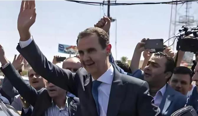 叙利亚政府强烈谴责以色列轰炸叙利亚首都大马士革！

可是又有什么用呢？以色列现在