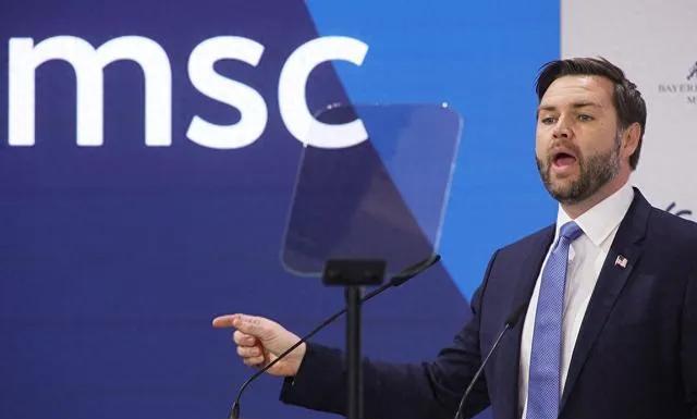 美国要把战略第一重点放在印太不是秘密，美国对此直言不讳。曾声称要把60%的军力部