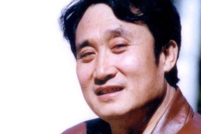 石小杰，一位著名相声男演员