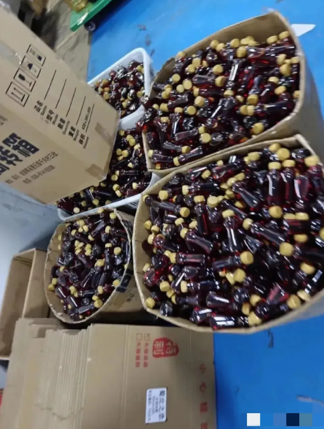“650万瓶全是假的！这造假团伙是吃了熊心豹子胆吗？！”近日，成都公安破获了一起