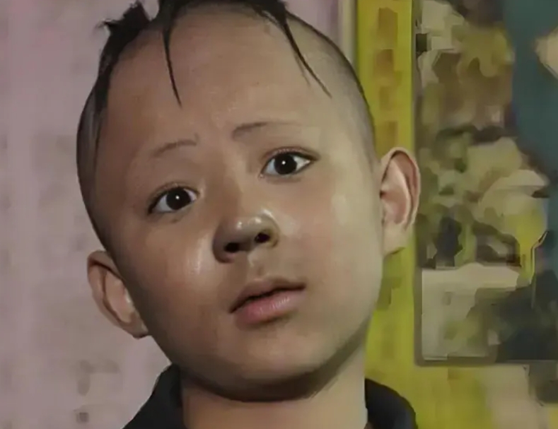 老舍自杀的，三毛自杀的，琼瑶也自杀，这些名人怎么了？
老舍67岁，磊落一生，晚年