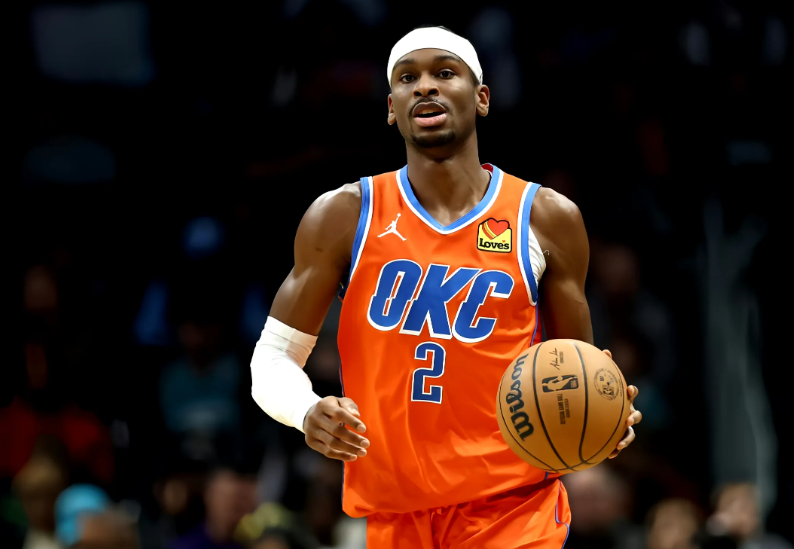 不管你信不信，亚历山大拿定这4个荣誉了：

1，全明星首发——稳了，投票排名西部