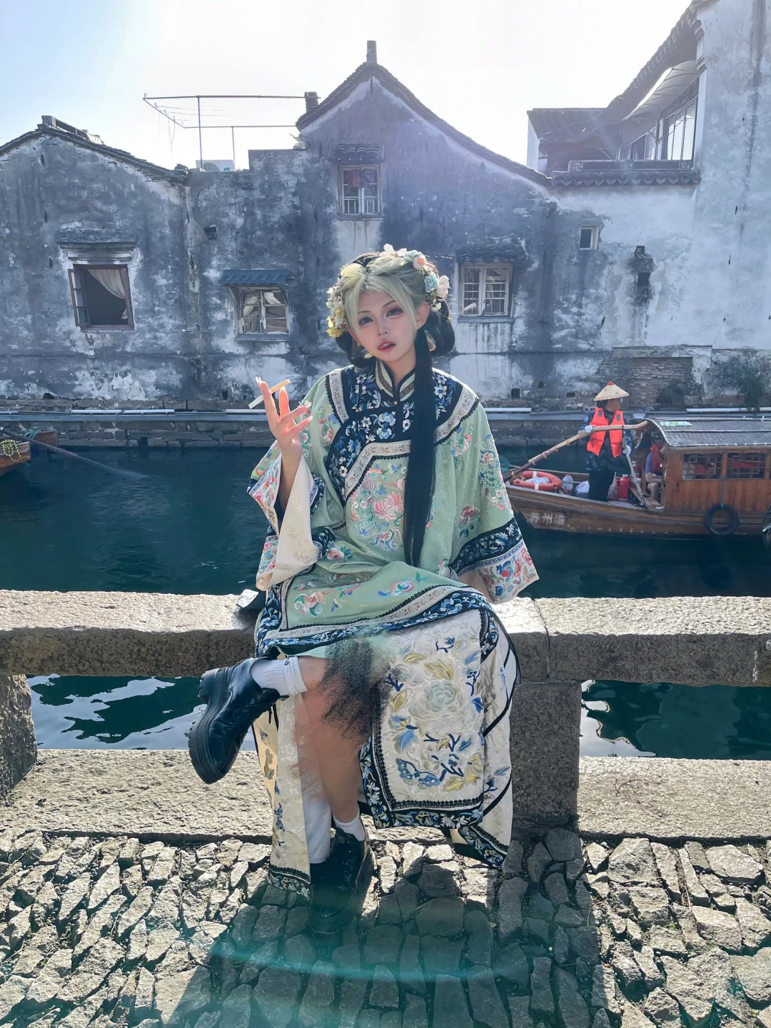 拜托 本小姐可不是什么旧时代的遗物
#清汉女 屌丝风 你真的火了