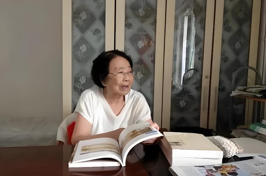 聂元梓贴大字报后遭报应

                           