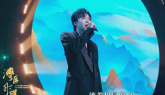 大湾区这一夜“港娱”没死，难听、跑调，内娱偶像明星们输得彻底（大湾区有哪些明星演出过）-第21张图片-九妖电影