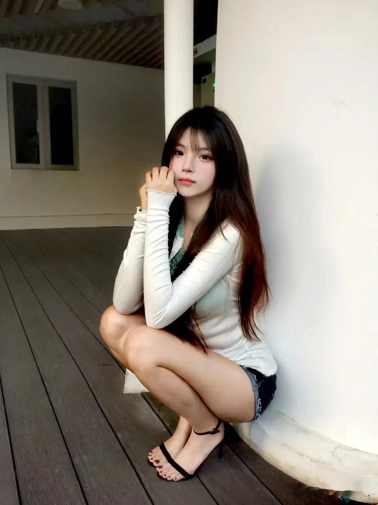 嫂子这身材绝了你怎么评价她哈哈哈