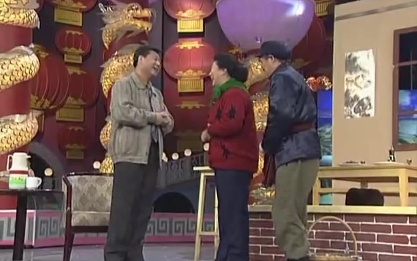 2005年8月18日，年仅46岁的高秀敏突发心脏病去世，葬礼那天，赵本山哭喊着：