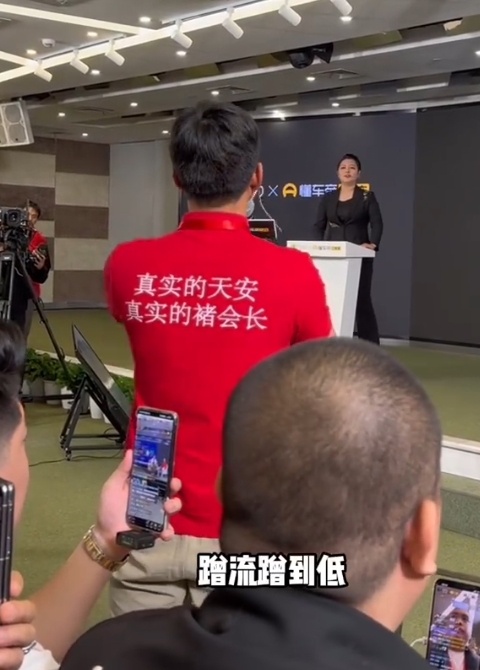 我觉得最有效的方法还是找一个专业的会营销的人，把目前整个大盘包括车型，

包括整