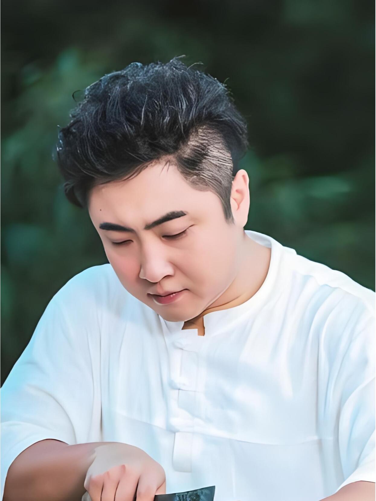 “浴皇大帝”喜剧演员乔杉，一路走来不容易