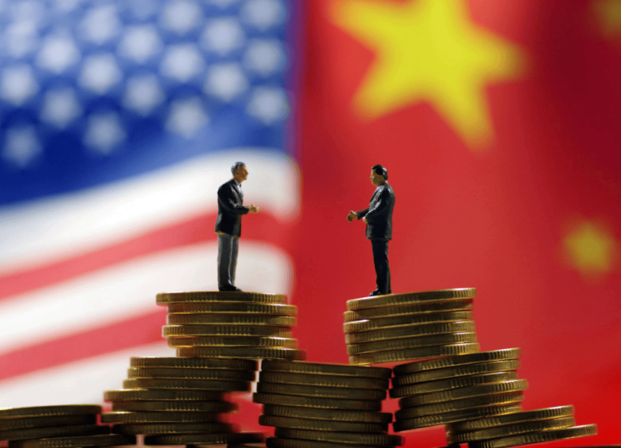 特朗普宣布国家进入紧急状态，贸易战转向，美国惧怕中国军事实力！
在川普第一次上台