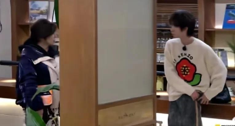 刘晓庆不让搬箱其他人让搬

                          
