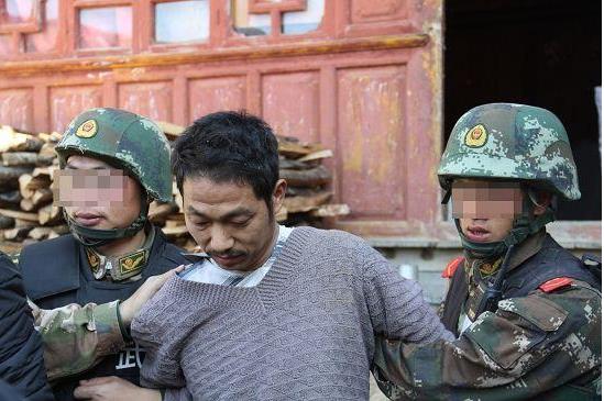 离谱！云南男子妻子出轨后，父母劝他家丑不可外扬，村委会劝他要大度。他提出让对方老