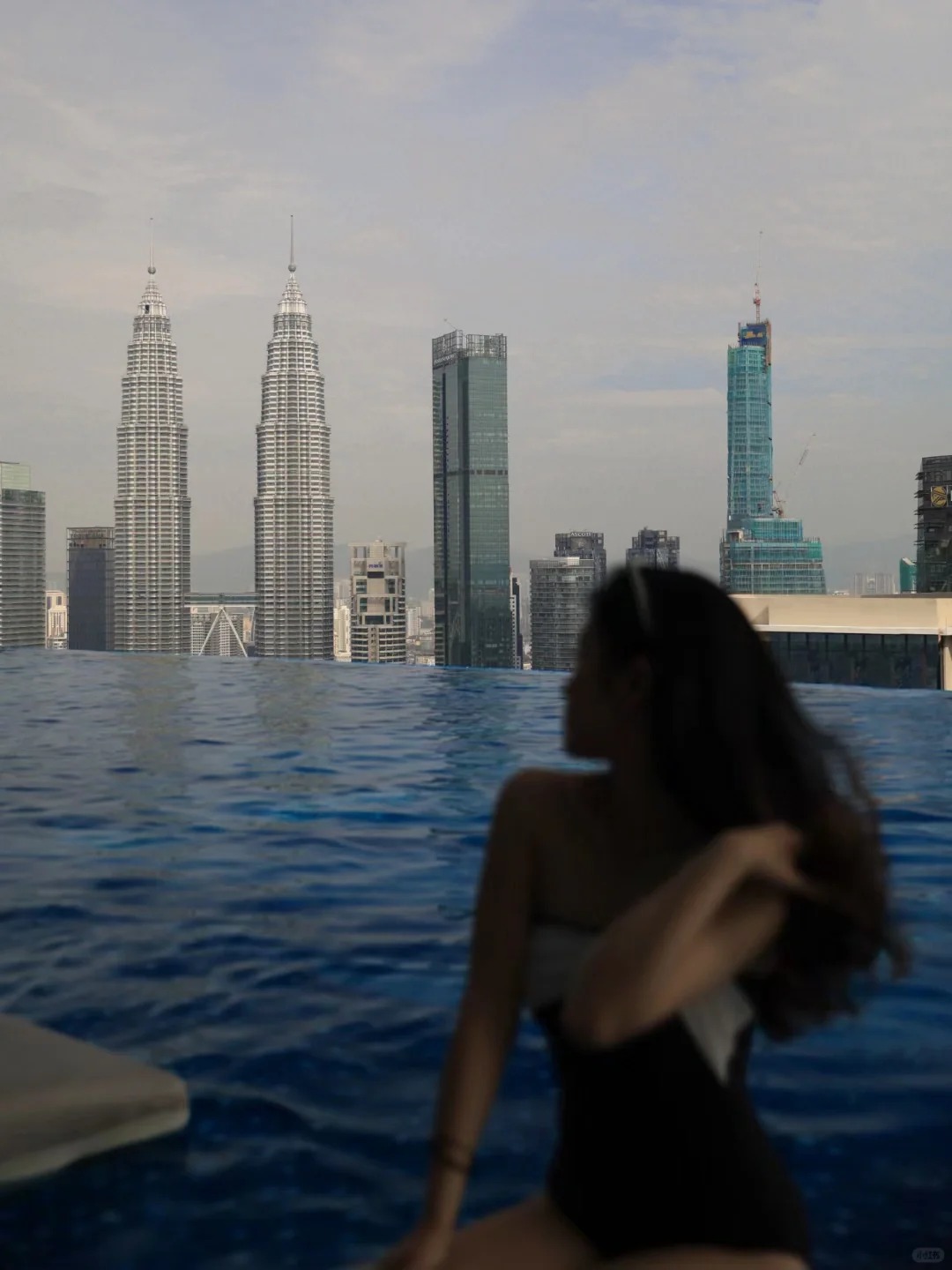 吉隆坡旅行日记
人生照片++
平凡的我们也将回到平凡的世界
今日开工