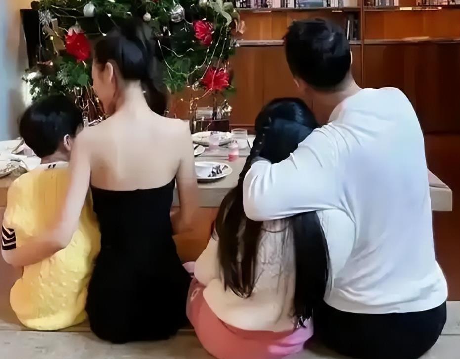 汪总幸运之处是有兰姐这个妈妈，否则过这关还是不易。有张兰都被剥了一层皮，没张兰估
