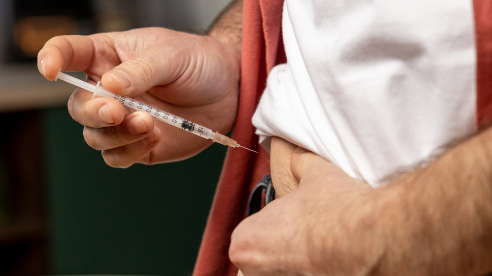 提醒糖尿病人：6个习惯伤胰腺，尽早改，5个方法养胰腺，抓紧学