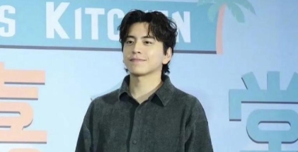 通过王大陆我才知道中国台湾也要强制服兵役啊！很多网友也支持他逃