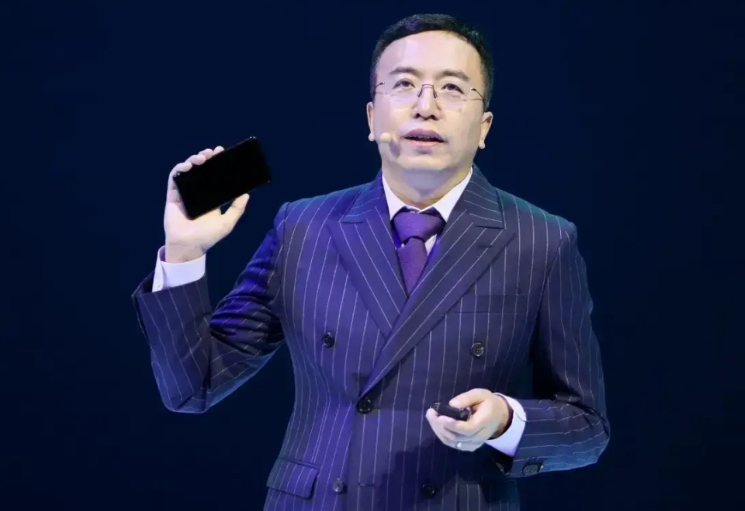 赵明的下一站，三大选项:
1、华为子品牌— 星耀，掌舵星耀的最合适人选，当然是明