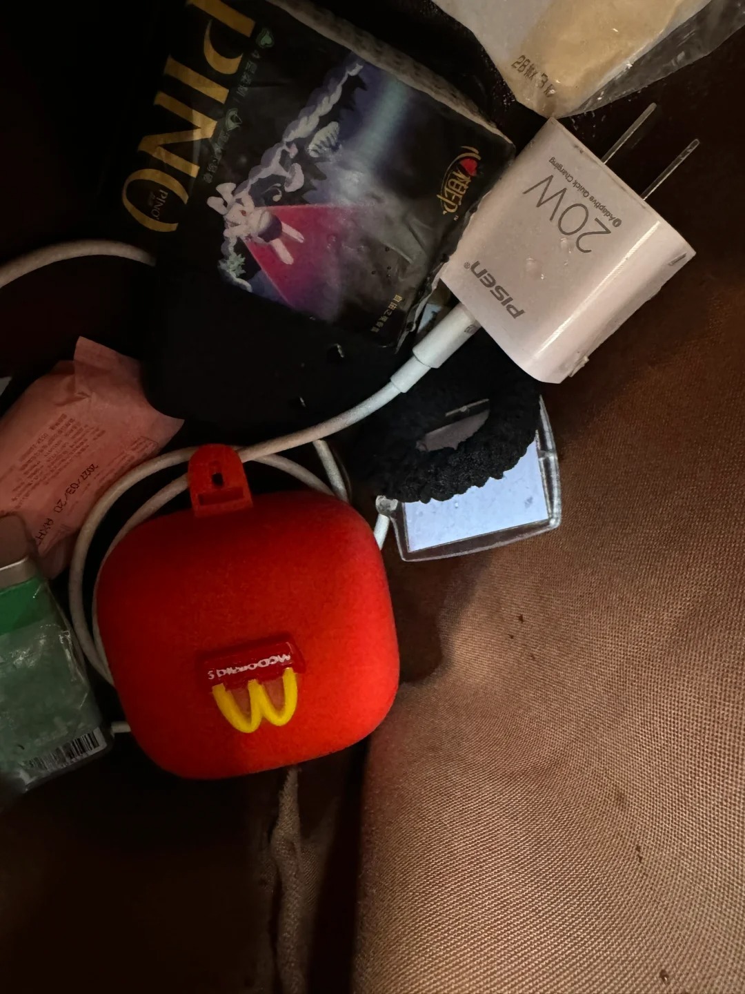 LV 是真NB
茉莉花茶洒到了包里，愣是滴水不漏