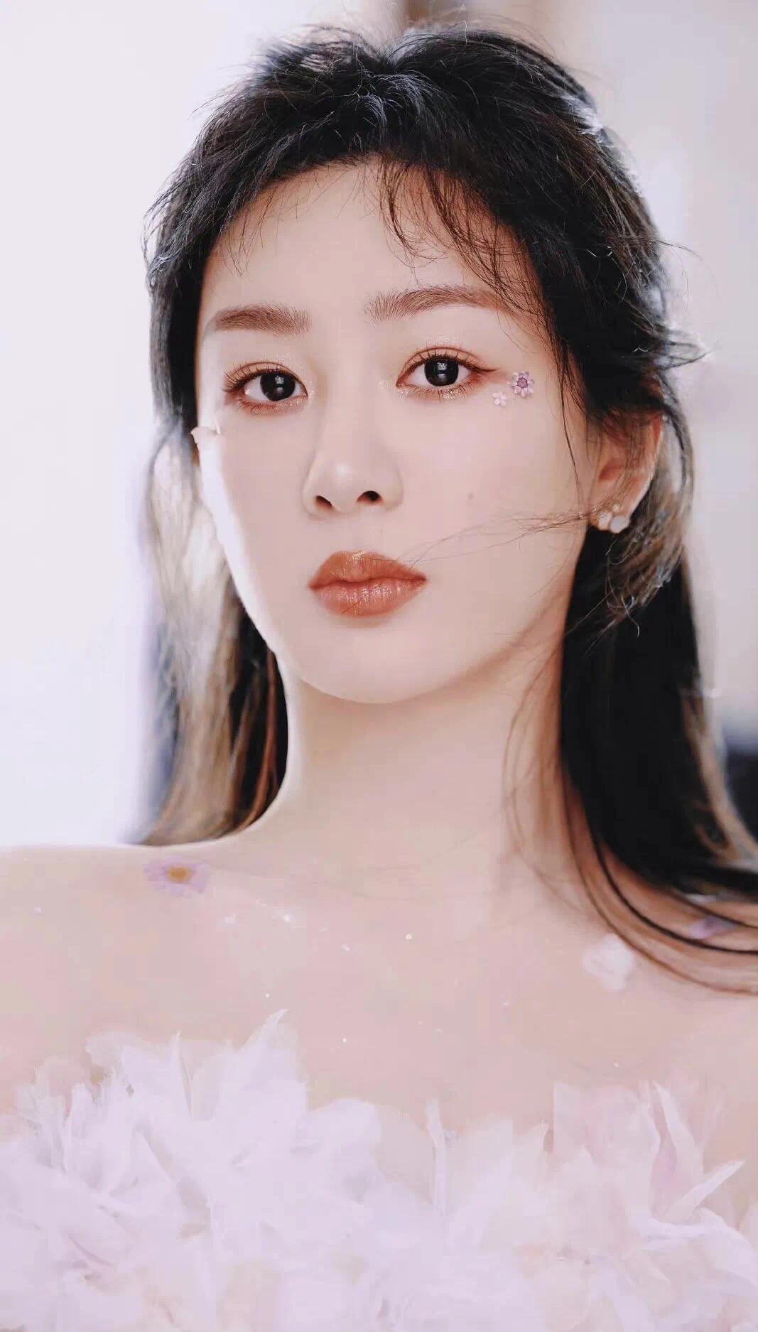 杨紫的多彩人生