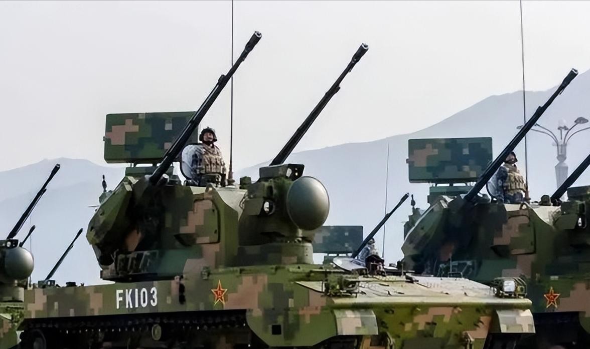 东大全力爆兵有多恐怖？

这么说吧，在正常运转产能的情况下，我们工业产值能占到3