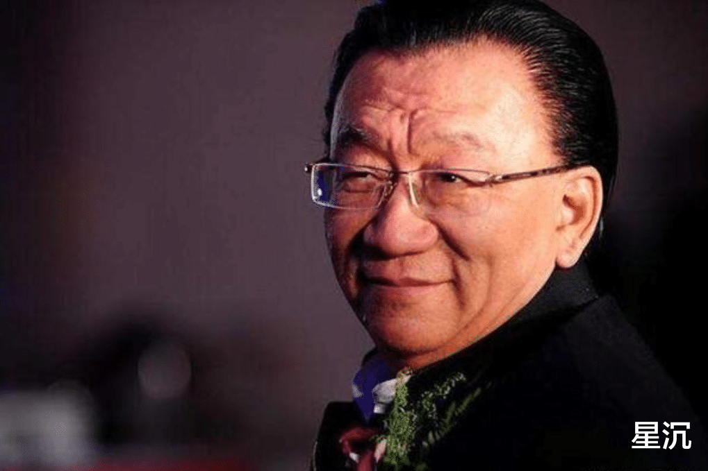 侯耀华：拜师应按照入门前后排序，但我本人是例外，牛群生气没用（侯耀华拜师仪式上师胜杰的发言录像）-第21张图片-九妖电影