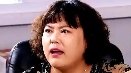 演员李菁菁：三婚三离，50岁下嫁小22岁圈外男友后，怎样了