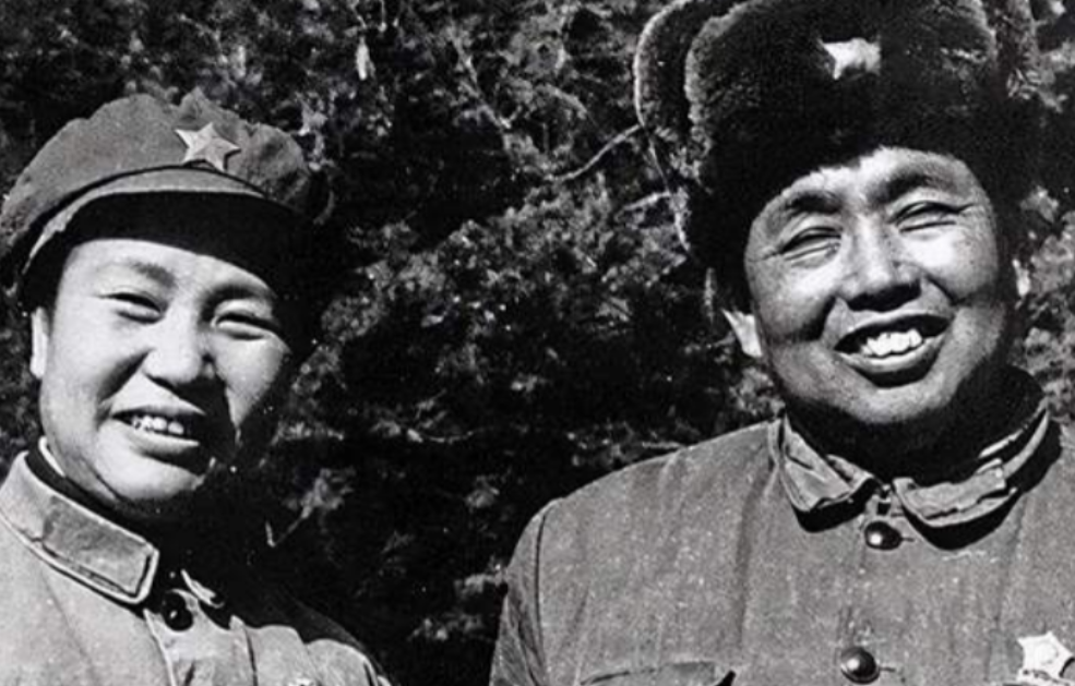 在许世友被关押的时候，第二任妻子雷明珍和他提出离婚，许世友当即同意。后来许世友复