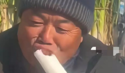 你能想象大葱像水果般被生吃吗？山东大葱就打破了许多南方朋友的认知。

在大葱的主