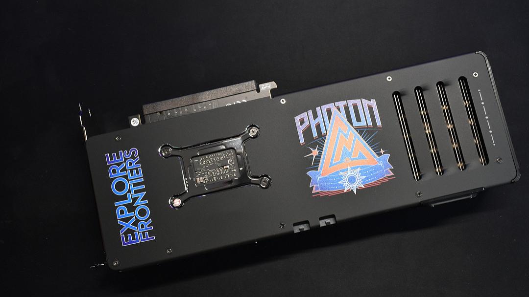 不是5080买不起而是B580更有性价比，蓝戟B580Photon定义2K甜品卡