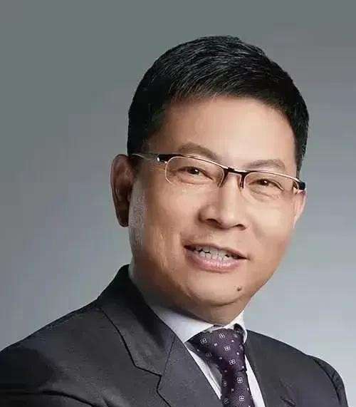 以余承东的才华，为什么不出来单干？

可以这么说，余承东和华为整个团队属于是相辅