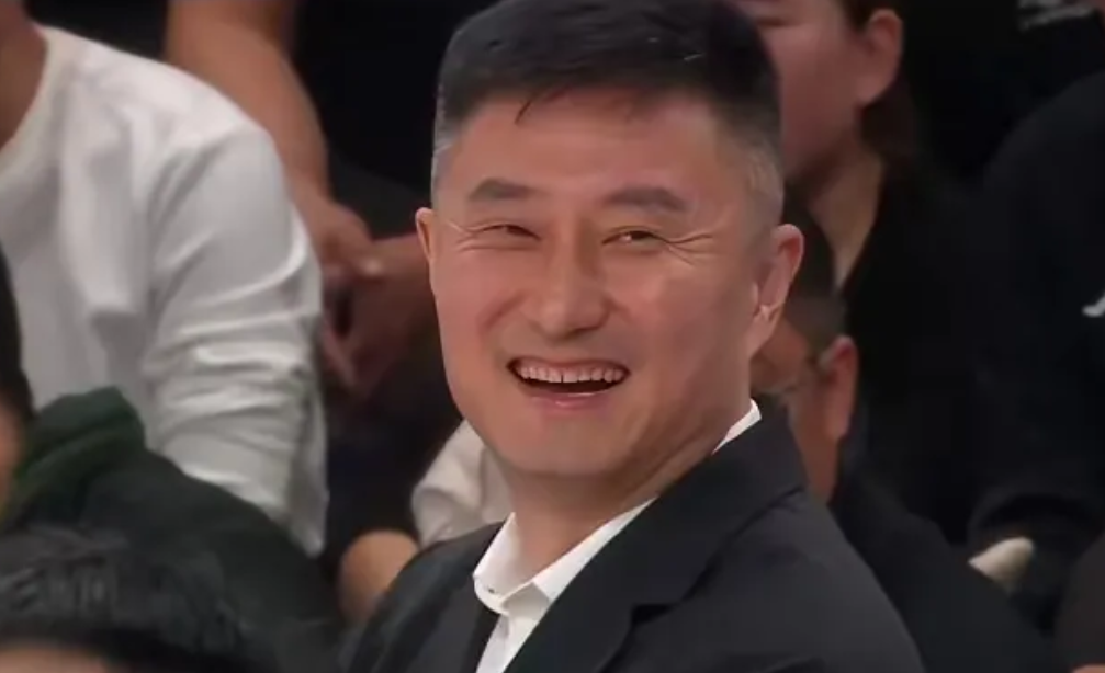 俱乐部杯赛，决定了几个人的未来！
1 张文逸，上场37分钟16中2三分10中1仅