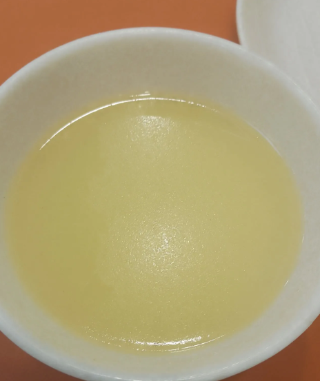 一到过年就仇
去年去老丈人家随便拿了两瓶白酒
说实话，真的不懂酒的价格与档次
明