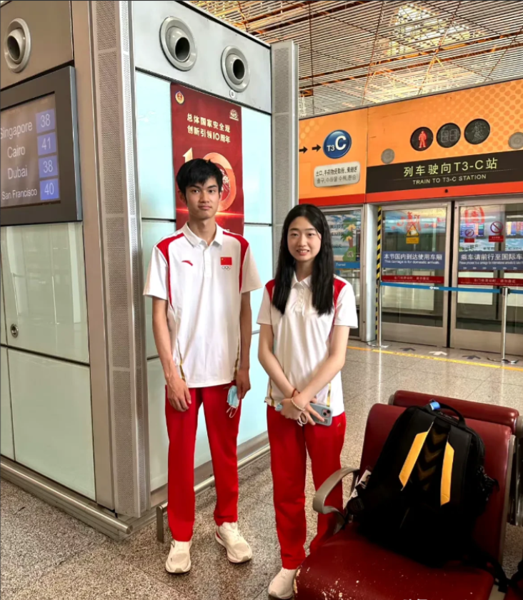 盛李豪不仅是两个奥运冠军，居然高考还考了668分！我真的受不了了[吐舌][吐舌]