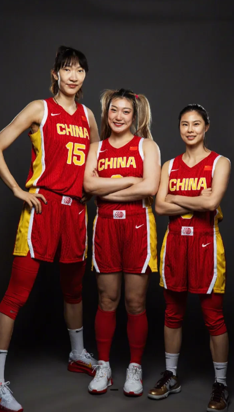 讲真的，如果让大伙来选中国女篮现役最强的三位球员，你们会怎么选呢？

我先来讲讲