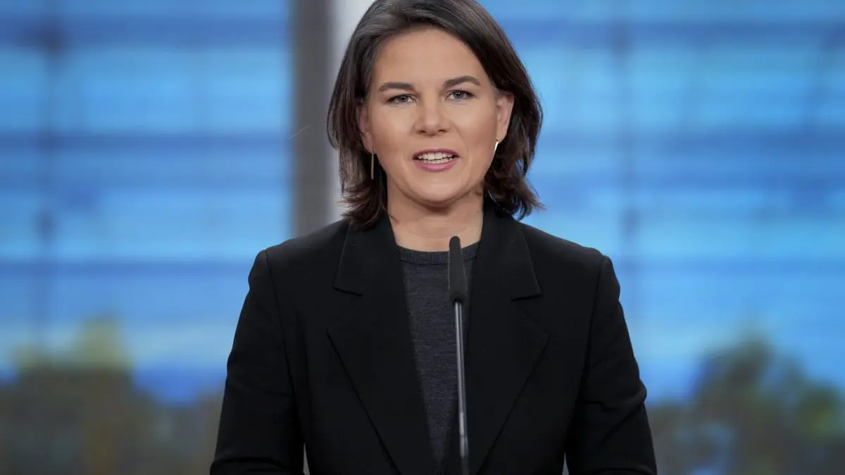 贝尔伯克不排除乌克兰可以使用德国武器深入俄罗斯联邦，未来，乌克兰将能够使用德国库